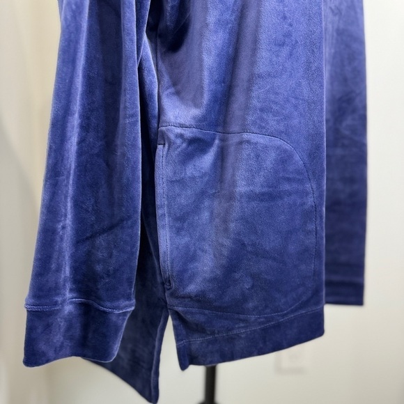 Denim & Co Blue Velour Long Sleeve Tunic with Pockets (LP) - Picture 4 of 8
